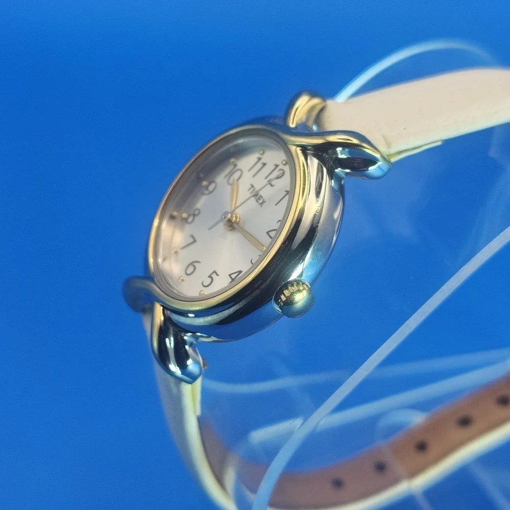 Vintage 2009 Timex Classic Bowtie X Lug 30mm Women's Quartz Dress Watch Restored